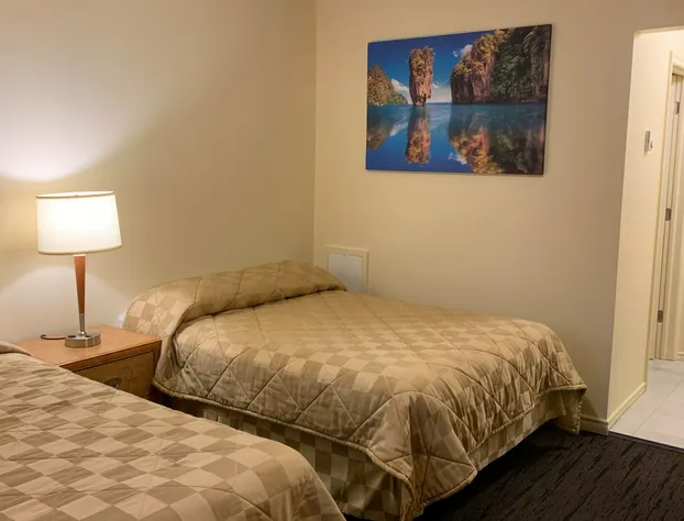 Traveller's Choice Motel hotel detail image 4