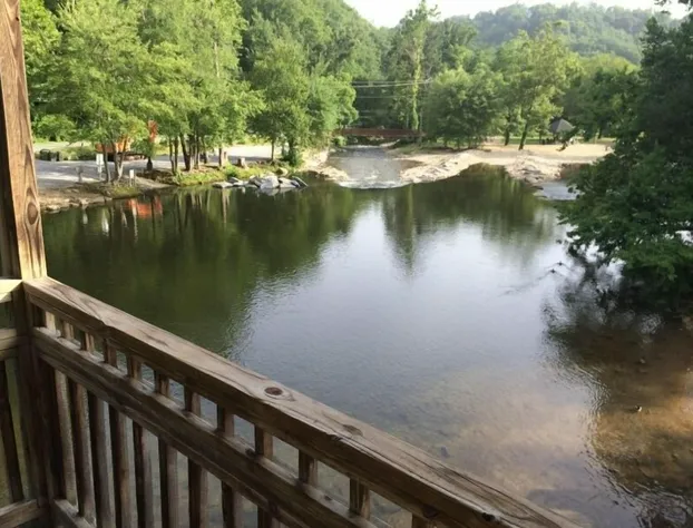 Drama Inn hotel detail image 4