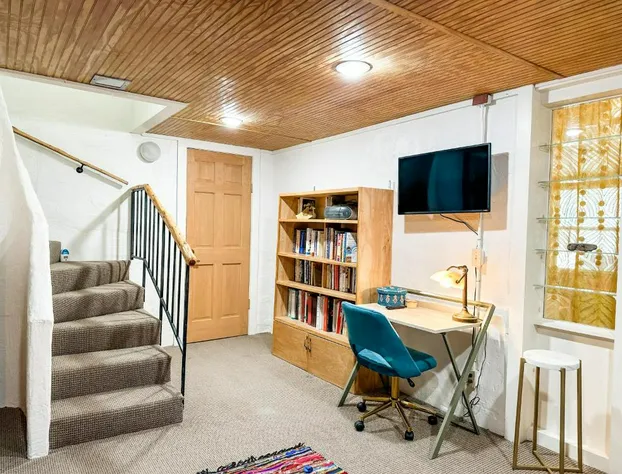 Inn at the Art Center hotel detail image 4