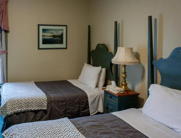 Auberge Lakeview Inn hotel detail image 3