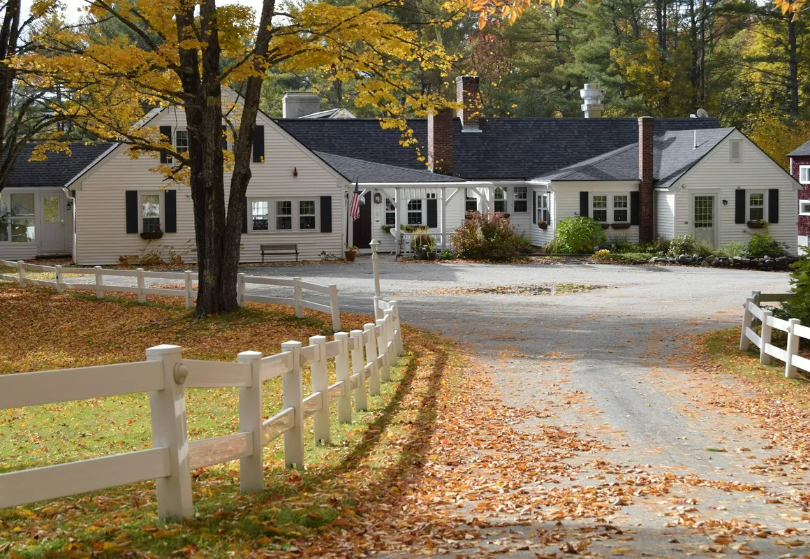 New Hampshire Mountain Inn hotel hero