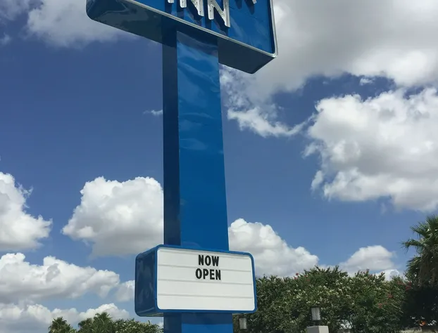 Palace Inn Gulfgate hotel detail image 1