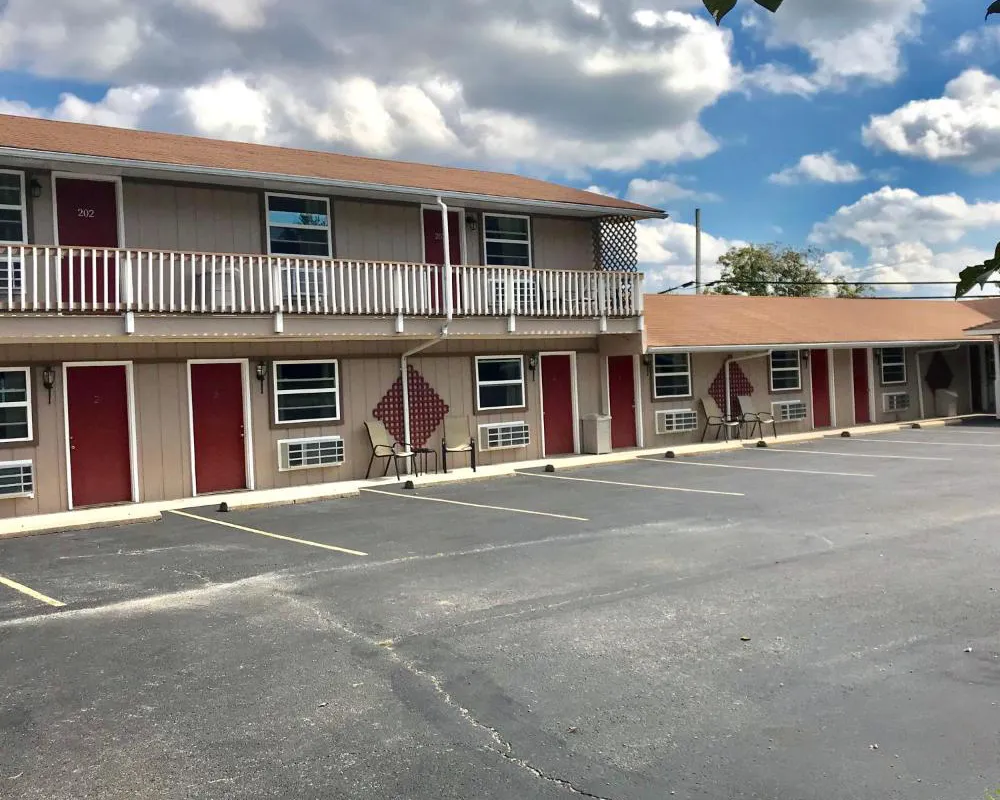 Hunter's Friend Resort hotel hero