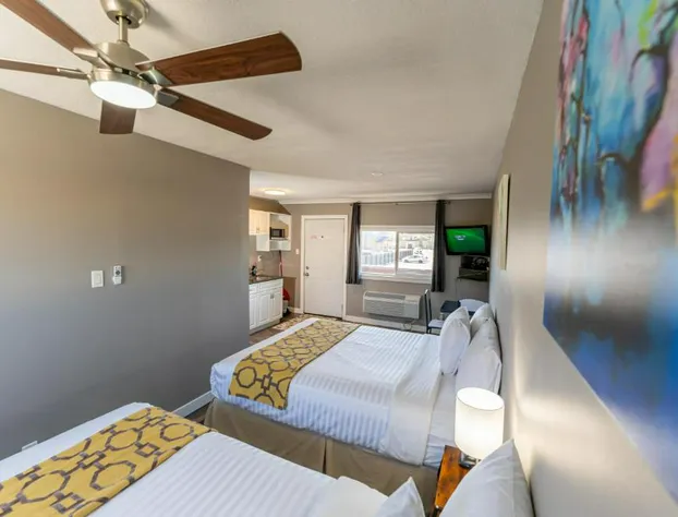 Hinton Highway Inn hotel detail image 4