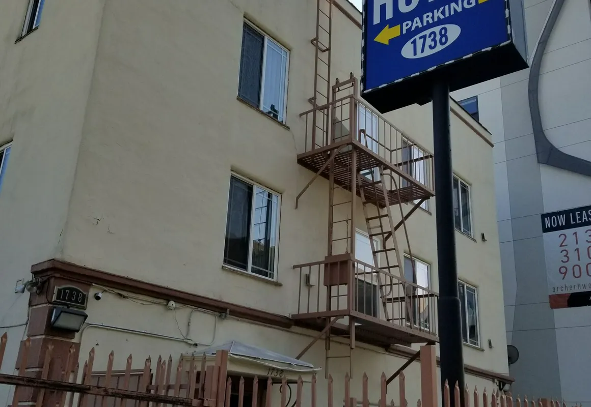 Las Palmas Hotel hotel hero