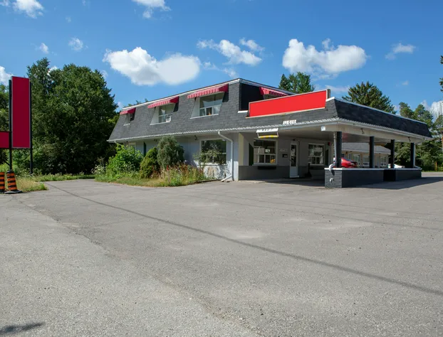 Hotel Richmond Hill ON North hotel detail image 2