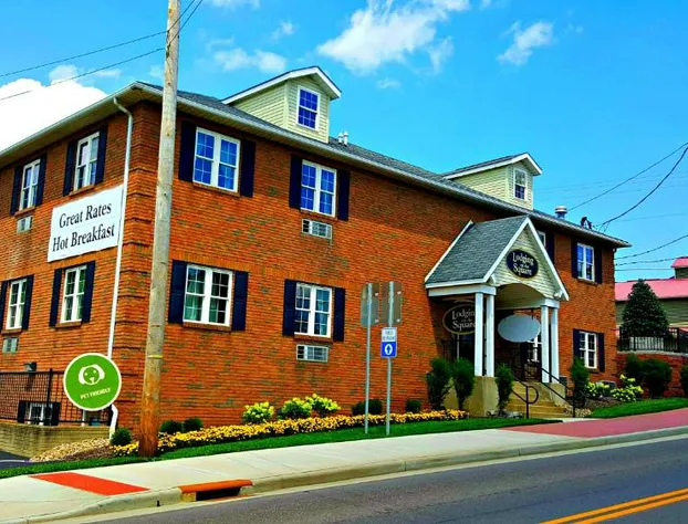 Lodging on the Square hotel detail image 2