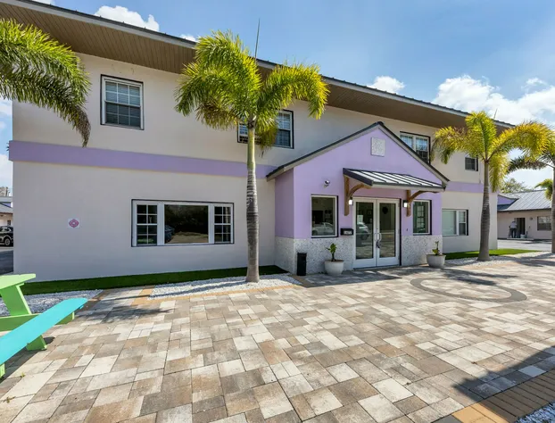 Summerside Inn,clearwater belleair hotel detail image 1