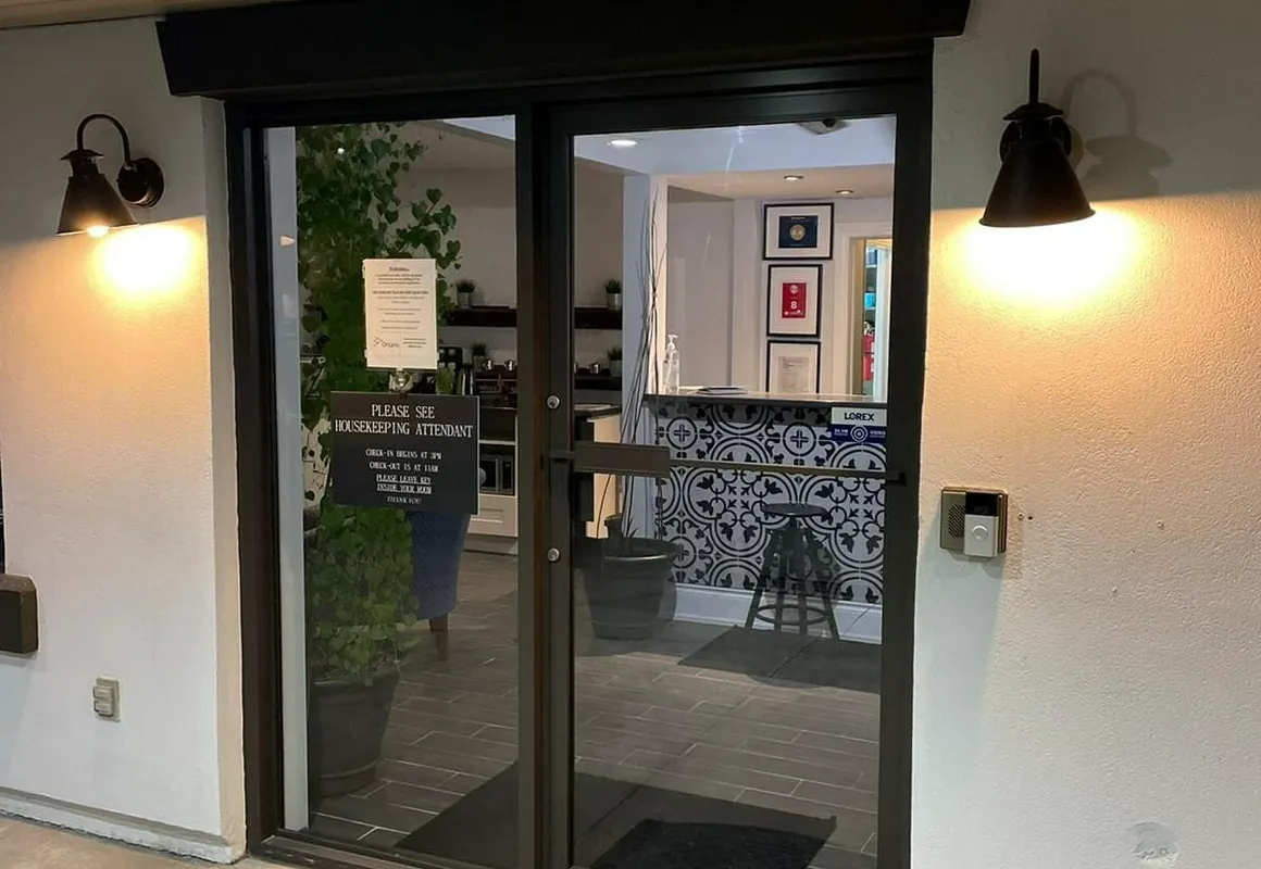 City View Inn hotel hero