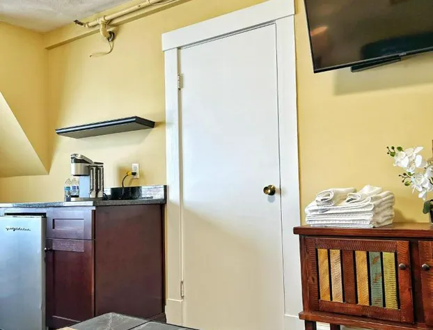 The Winthrop Arms Hotel And Restaurant hotel detail image 4