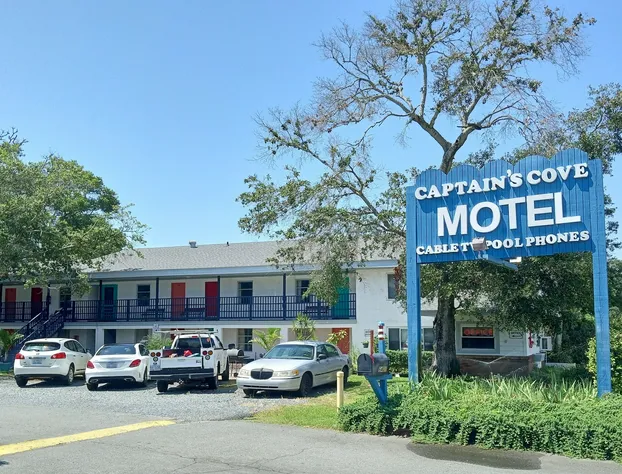 Captain's Cove Motel hotel detail image 1