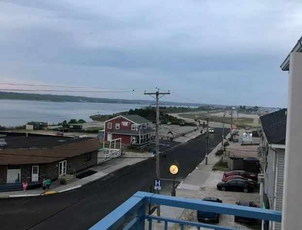 Misquamicut Beach Front Inn hotel detail image 1