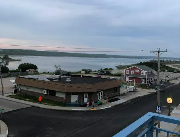 Misquamicut Beach Front Inn hotel detail image 4