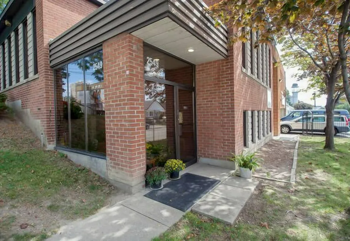 Smile Back Bed and Breakfast hotel hero