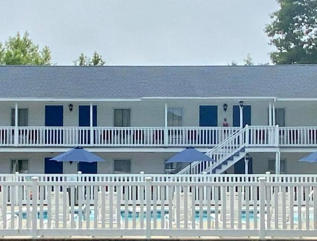 Seacoast Motel hotel detail image 3