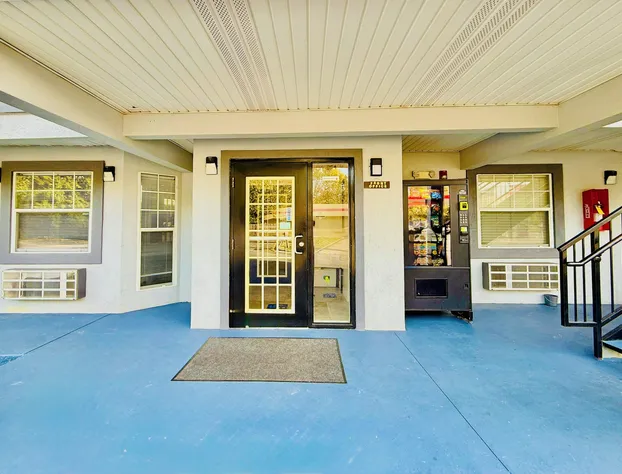 Woodbridge Inn By OYO Rome hotel detail image 4