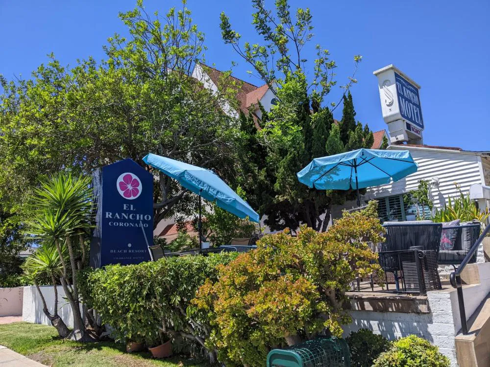 El Rancho Motel hotel hero