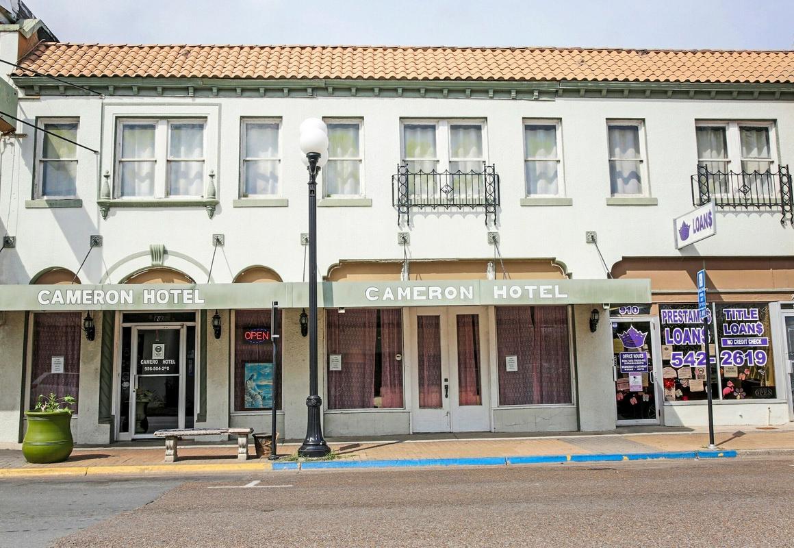 OYO Cameron Historic Hotel Brownsville I-69E hotel hero