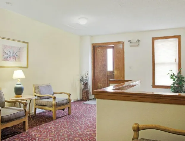 OYO Cameron Historic Hotel Brownsville I-69E hotel detail image 4