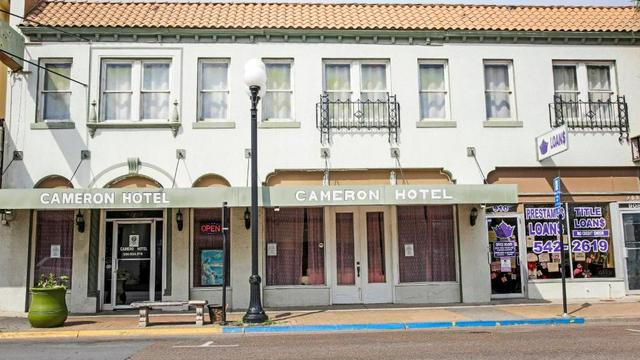 OYO Historic Cameron Hotel Brownsville I-69E hotel detail image 3