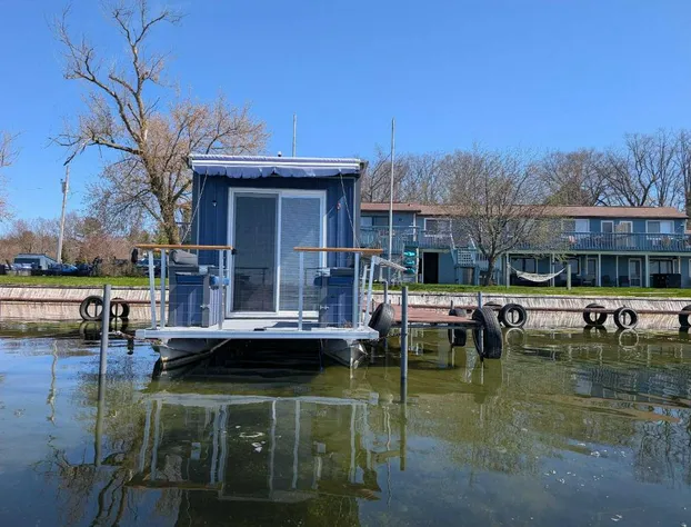 Fife Lake Lodge hotel detail image 4