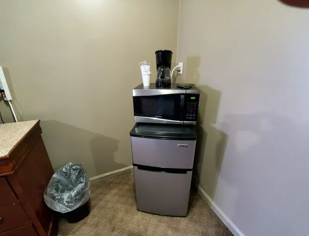 All Seasons Motel hotel detail image 3