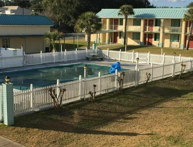 Garden Inn & Suites hotel detail image 3