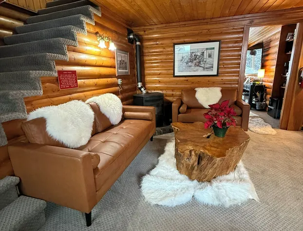 Silver Fork Lodge and Restaurant hotel detail image 4