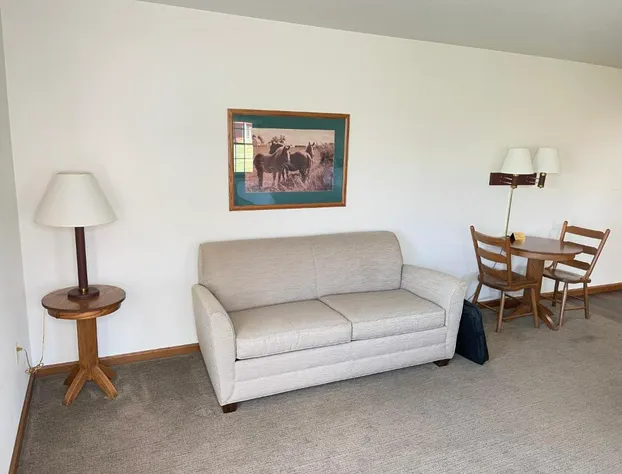 Farmstead Inn & Conference Center hotel detail image 3