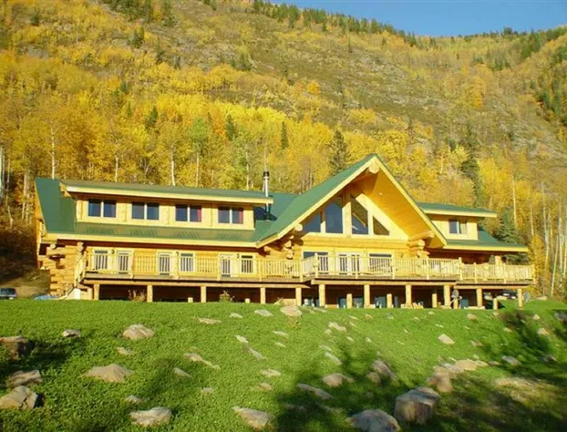 Williston Lake Resort hotel detail image 1