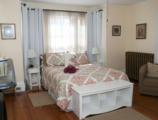 Candlebay Inn hotel detail image 4