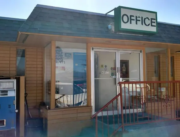 Essex House Motel hotel detail image 2