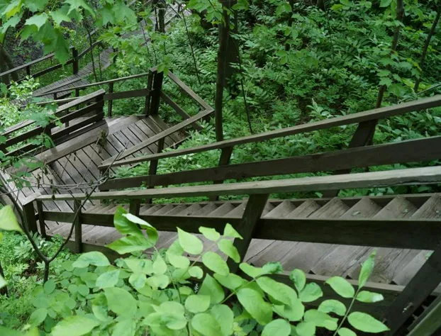 Lakeview on the Lake hotel detail image 1