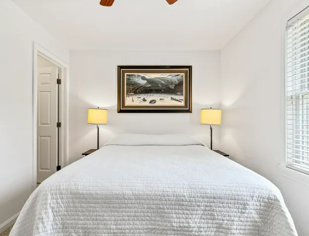 Lakeview on the Lake hotel detail image 4