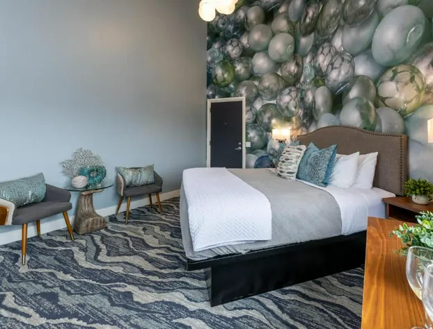 Seaside Oceanfront Inn hotel detail image 4