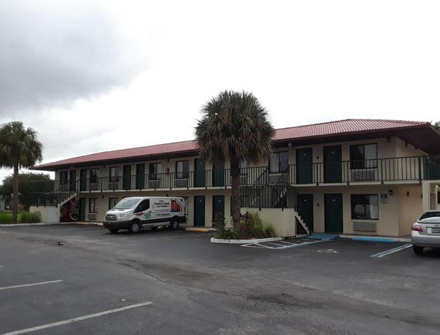 Riviera Motel hotel detail image 3