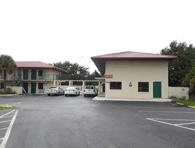 Riviera Motel hotel detail image 3