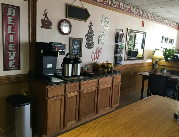 Southfork Motel and Grill hotel detail image 3