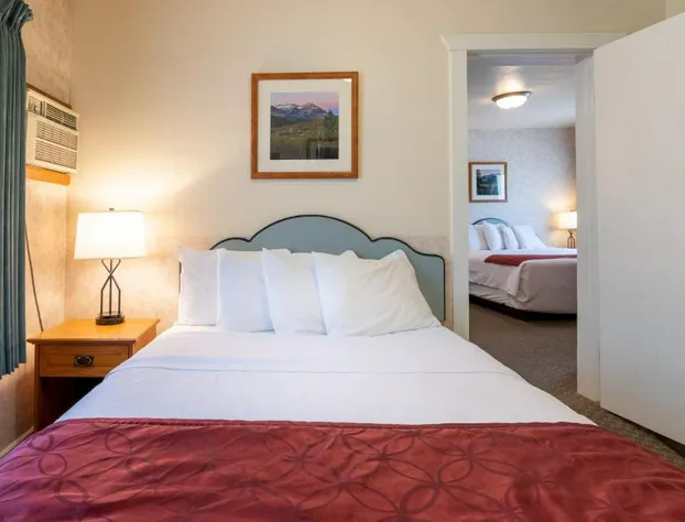 Swiss Alps Inn hotel detail image 4