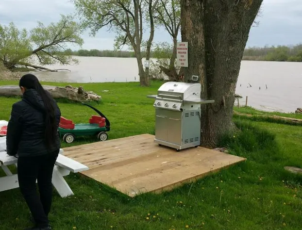 Riverview Motel hotel detail image 3