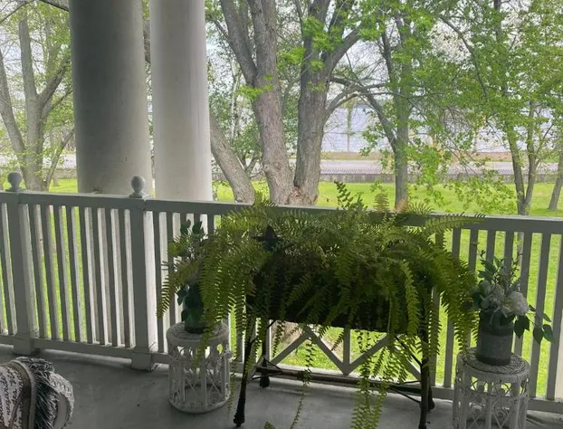 Montrose Inn hotel detail image 3