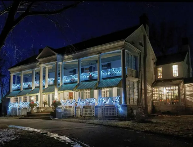 Montrose Inn hotel detail image 4