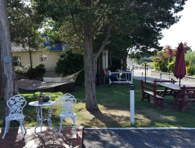 Baywatch Hotel & Marina hotel detail image 2