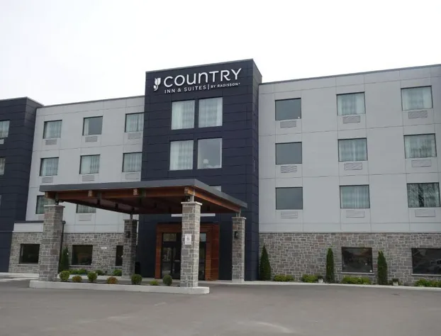 Country Inn & Suites by Radisson, Belleville, ON hotel detail image 3