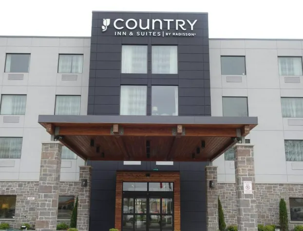 Country Inn & Suites by Radisson, Belleville, ON hotel detail image 4