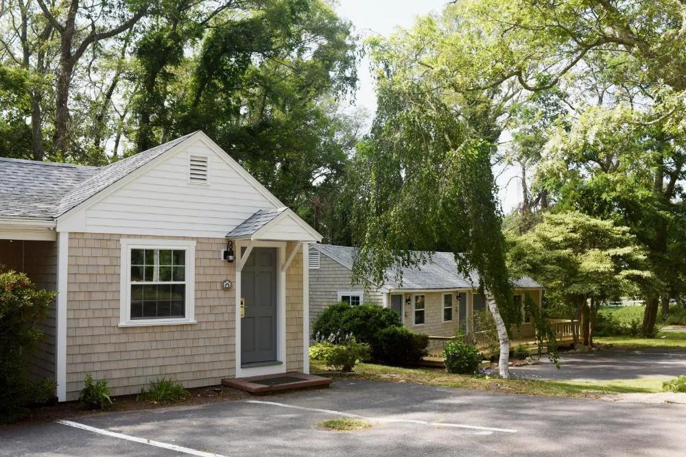 Sandwich Inn and Suites hotel hero