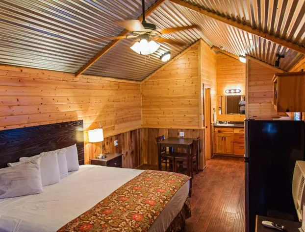 Lone Star Lodge hotel detail image 4