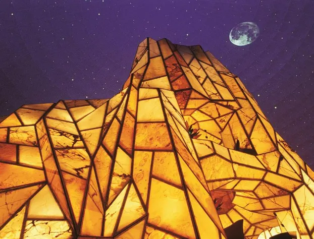 Mohegan Sun hotel detail image 2