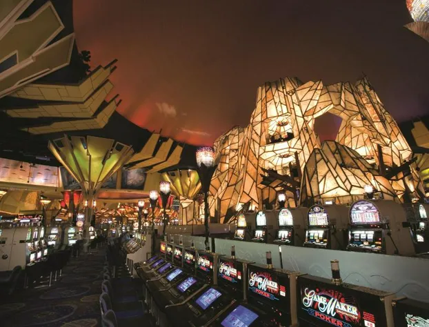 Mohegan Sun hotel detail image 3