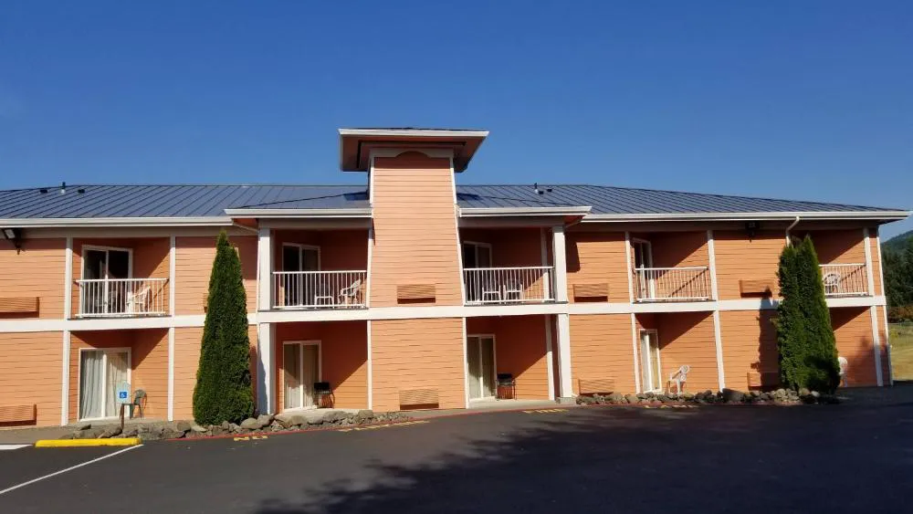 The Dew Drop Inn Motel hotel hero